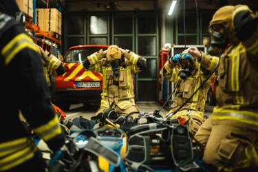 Paula and Heike for Nikon magazine