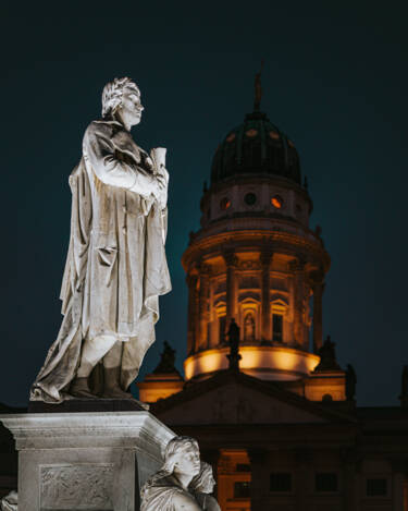 Nikon magazine - 35mm f1.4 